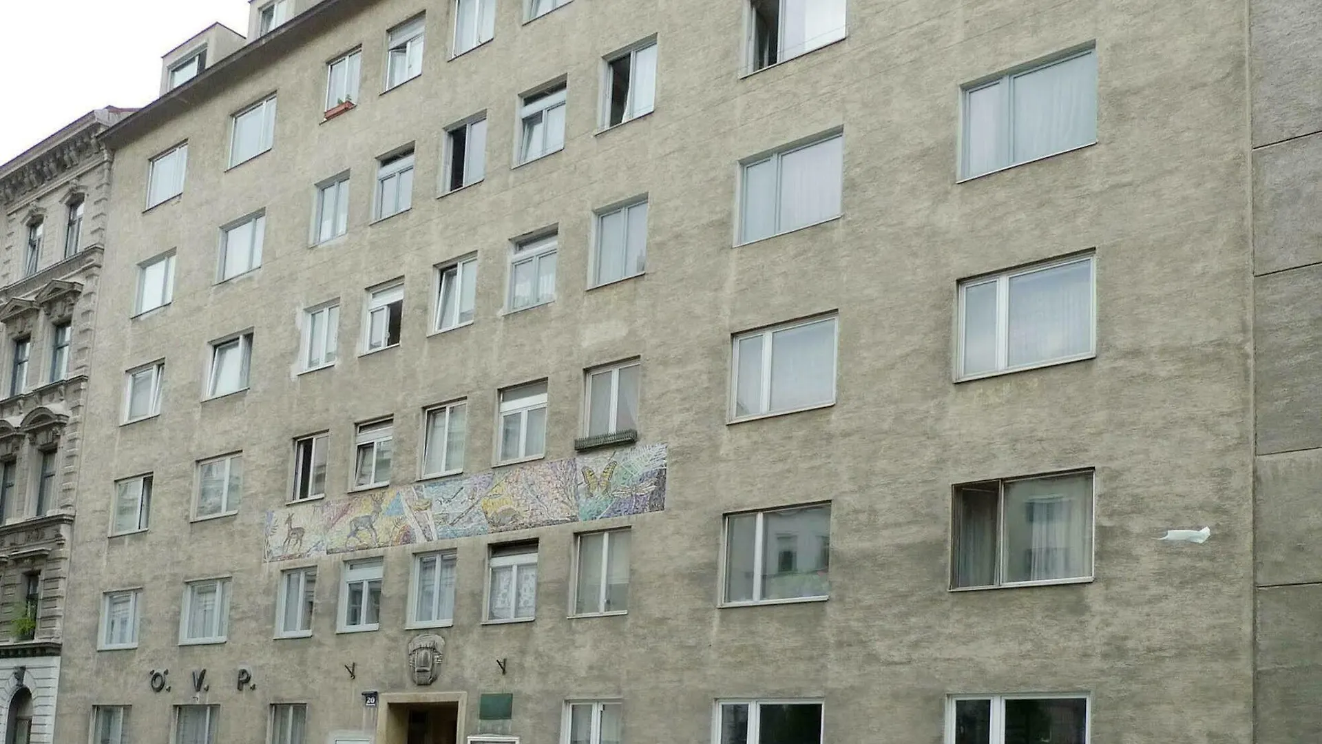Apartment Center Vienna